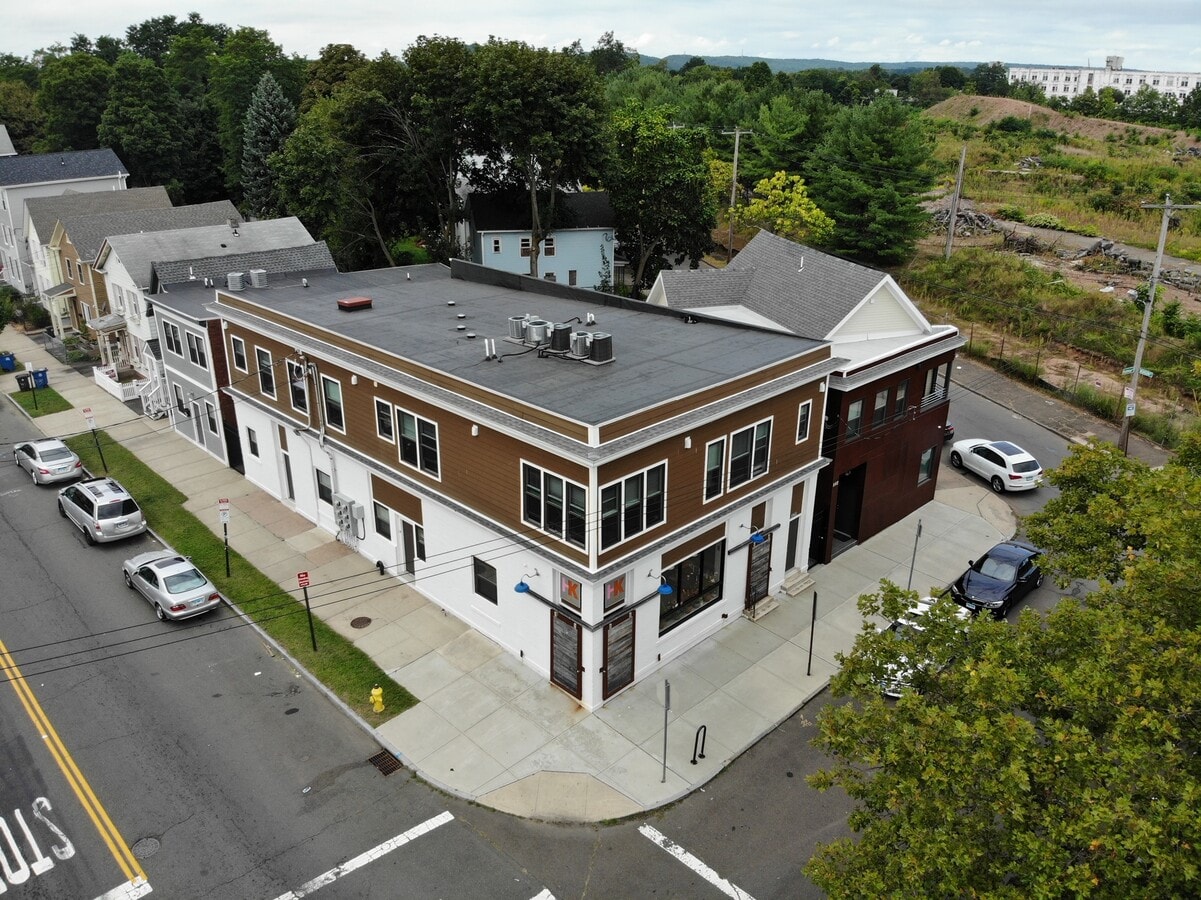 320 Ashmun St, New Haven, CT 06511