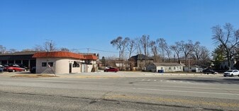 9611 Southwest Hwy, Oak Lawn IL - Parking Garage