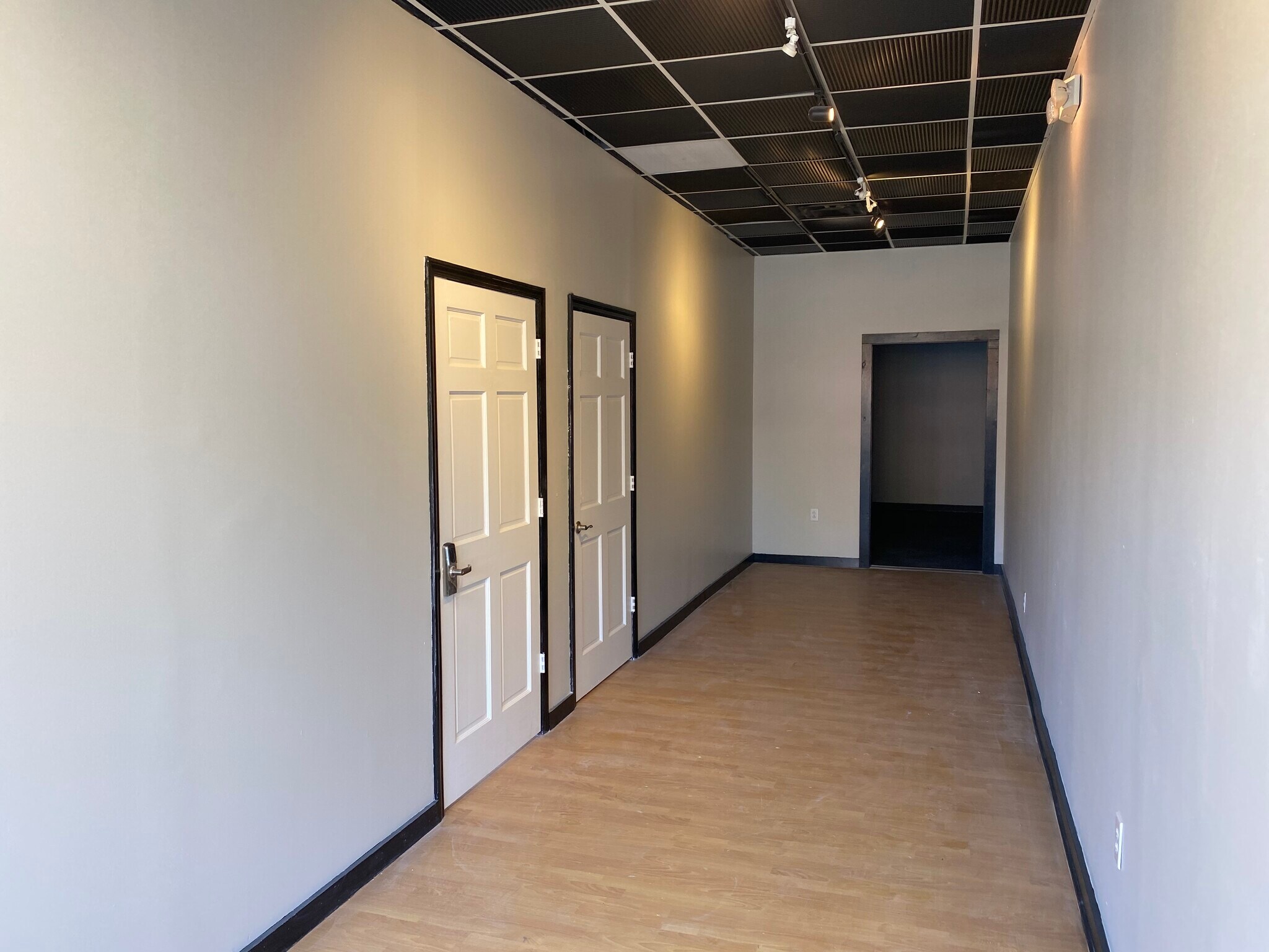 43084342 N High St, Columbus, OH 43214 Retail for Lease