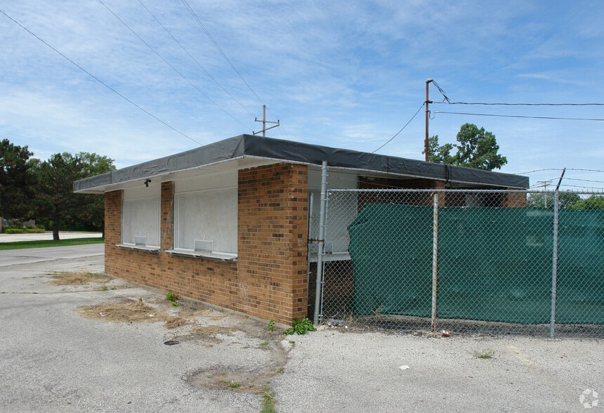 1038 E 39th Ave, Gary, IN for lease - Building Photo - Image 2 of 4