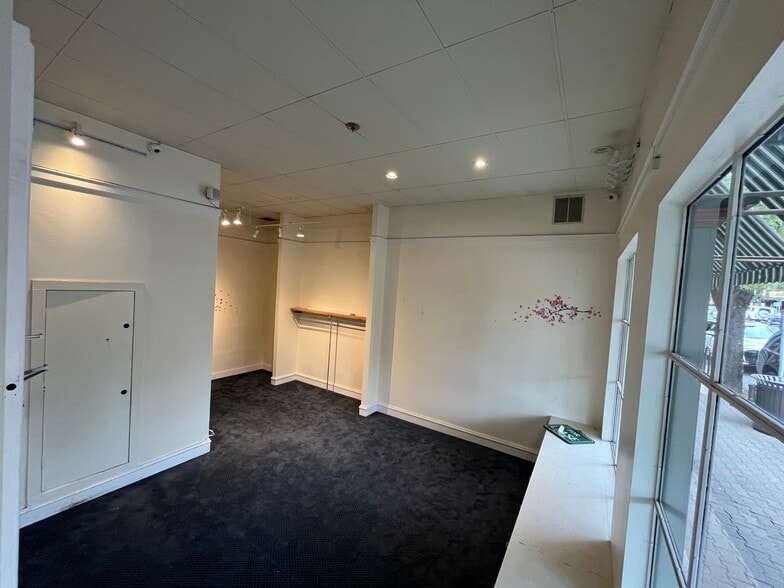 1309 Main St, Saint Helena, CA for lease - Interior Photo - Image 3 of 12