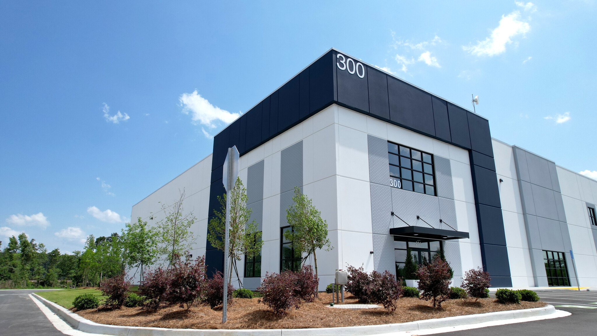 Veterans Parkway, Savannah, GA for lease Building Photo- Image 1 of 11