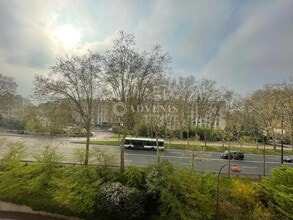 Versailles, YVE - Aerial map view