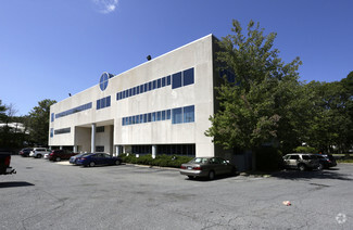 More details for 200 Parkway Dr S, Hauppauge, NY - Office for Lease