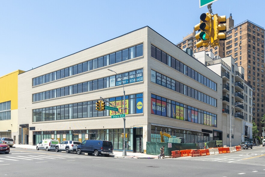 1730 Bedford Ave, Brooklyn, NY for lease - Building Photo - Image 1 of 6