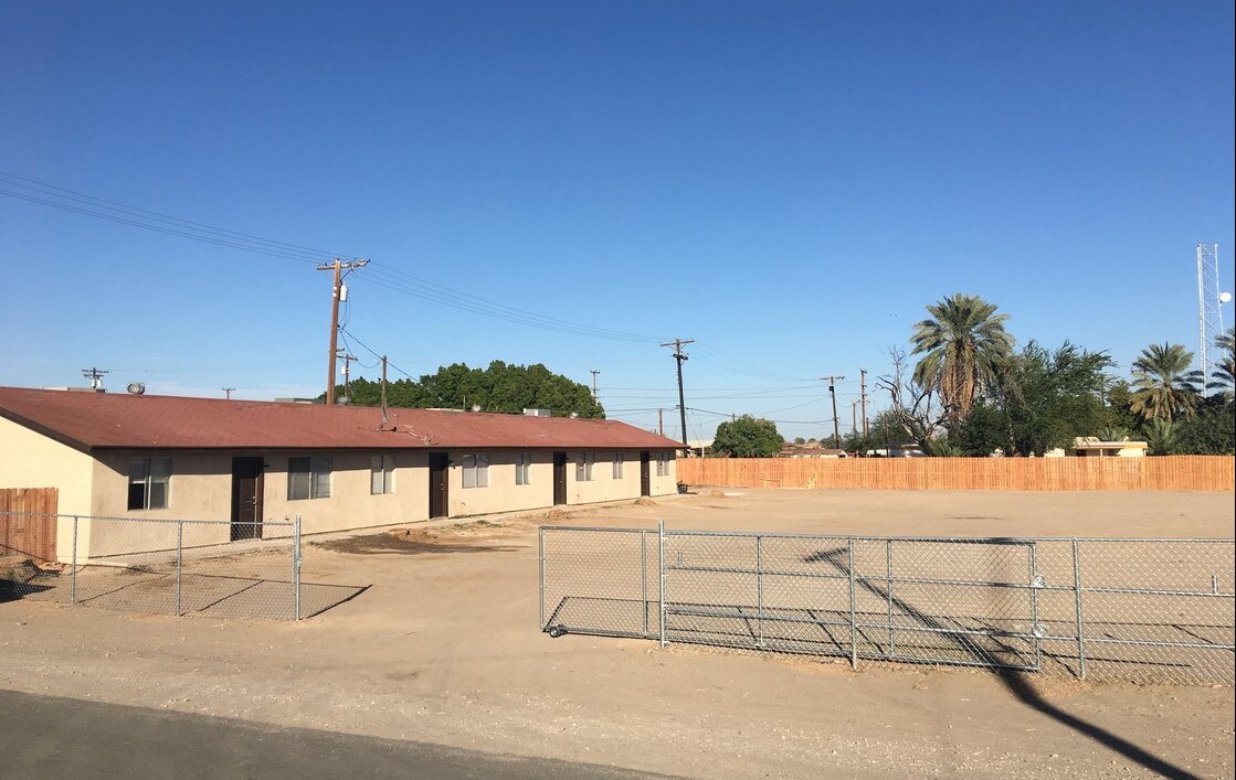 512 Railroad, Winterhaven, CA 92283