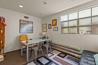 1108 Tamarind Ave, Los Angeles, CA for sale Interior Photo- Image 2 of 23