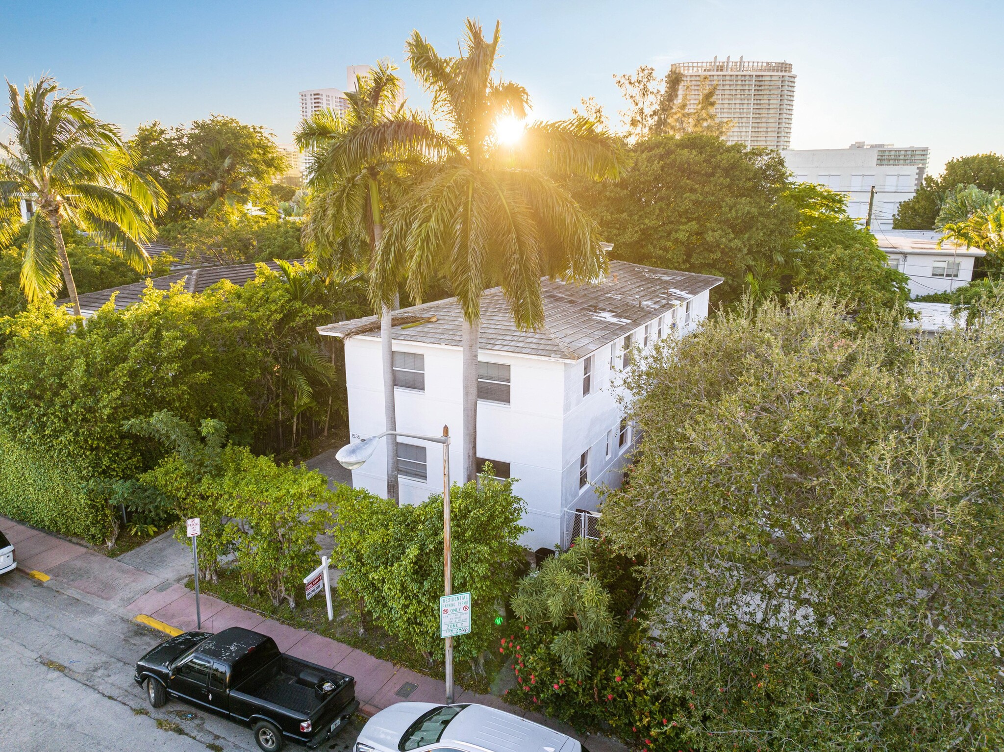 1536 Michigan Ave, Miami Beach, FL for sale Primary Photo- Image 1 of 1