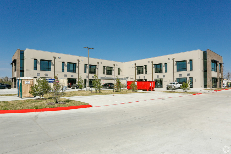 8540 Broadway St, Pearland, TX for lease - Building Photo - Image 3 of 7