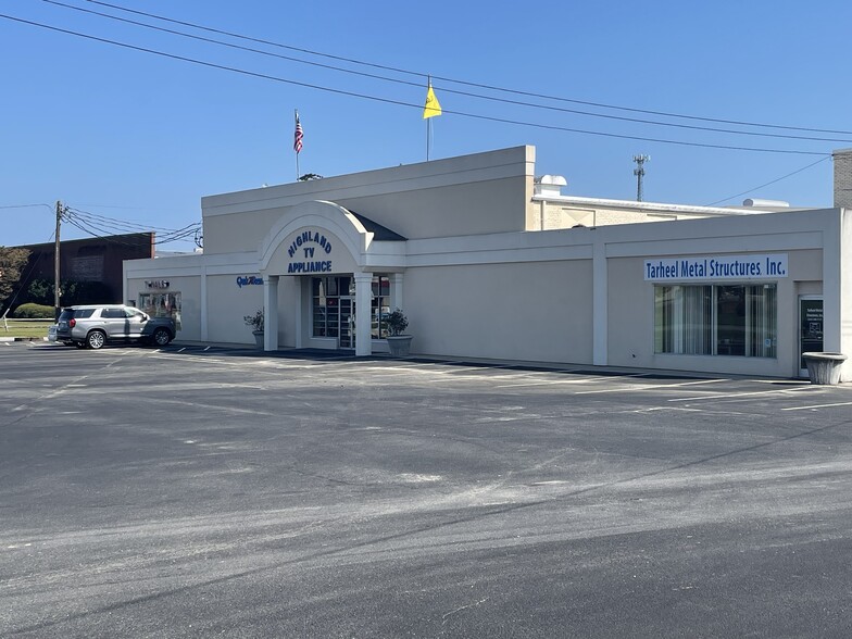 2200 W Vernon Ave, Kinston, NC for sale - Primary Photo - Image 1 of 20