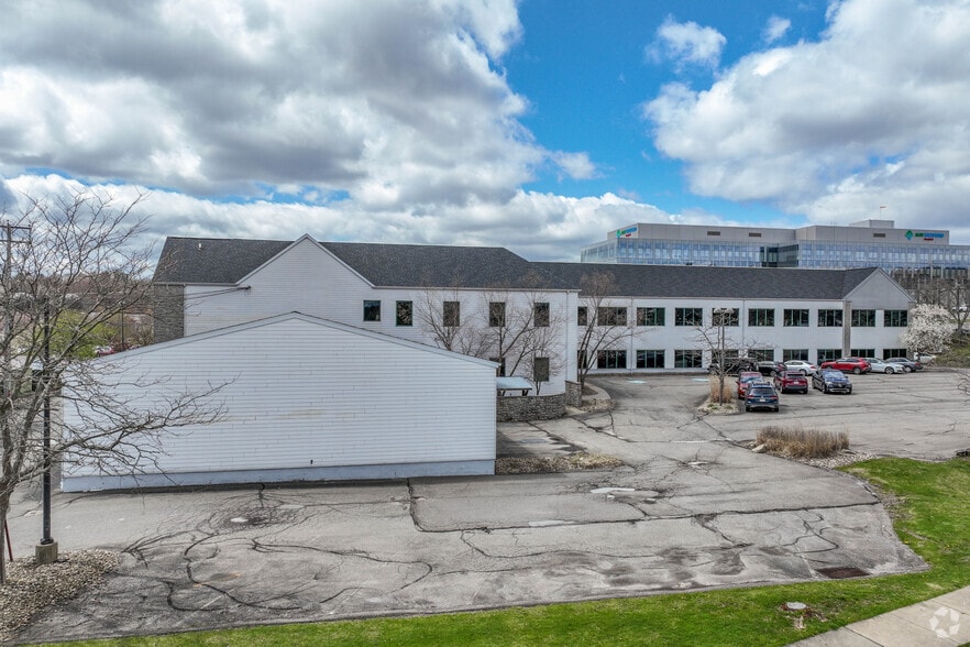 12330 Perry Hwy, Wexford, PA for sale - Building Photo - Image 3 of 17