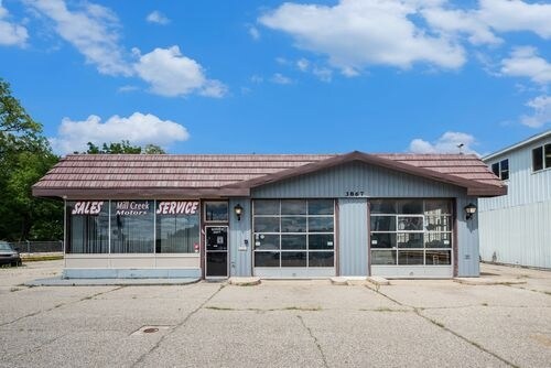 3867 W River Dr, Comstock Park, MI for sale Primary Photo- Image 1 of 1