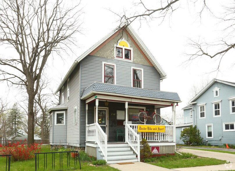 3173 Baker Rd, Dexter, MI for sale - Primary Photo - Image 1 of 1