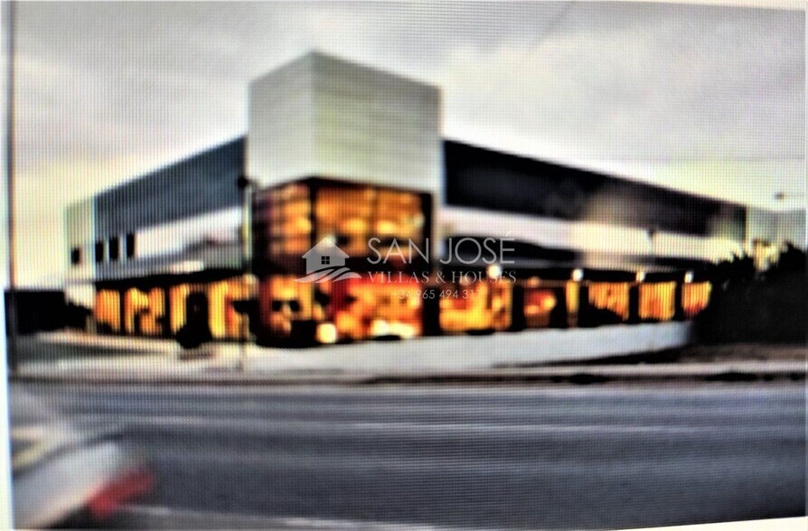 Industrial in Dolores for sale - Building Photo - Image 2 of 4