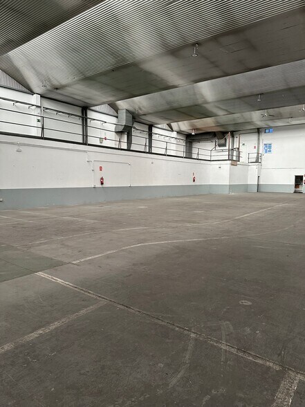 Calle de Torre de Don Miguel, 33, Madrid, Madrid for lease - Building Photo - Image 2 of 7