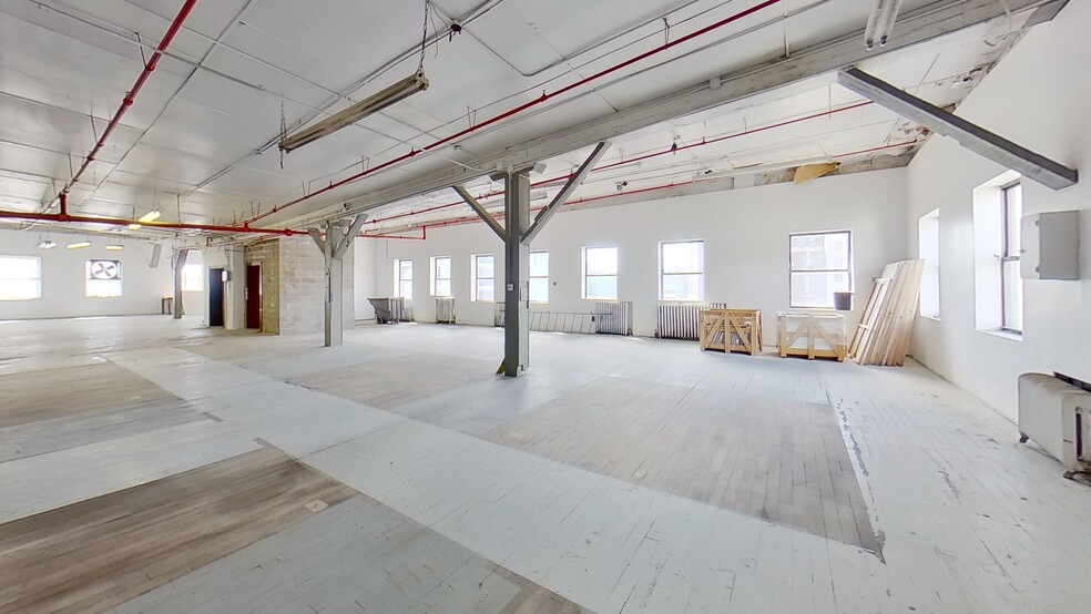 270-276 Rider Ave, Bronx, NY for lease - Interior Photo - Image 3 of 10