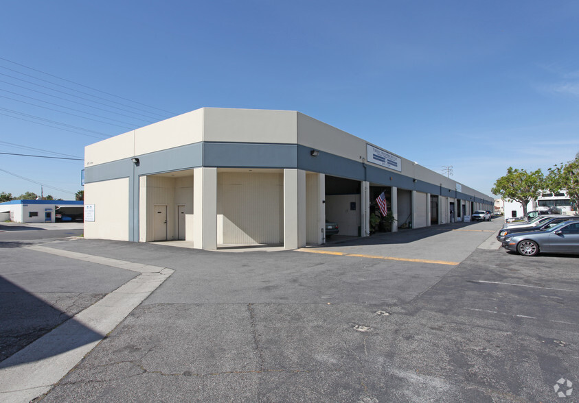 576 N Citrus Ave, Covina, CA for lease - Building Photo - Image 3 of 5