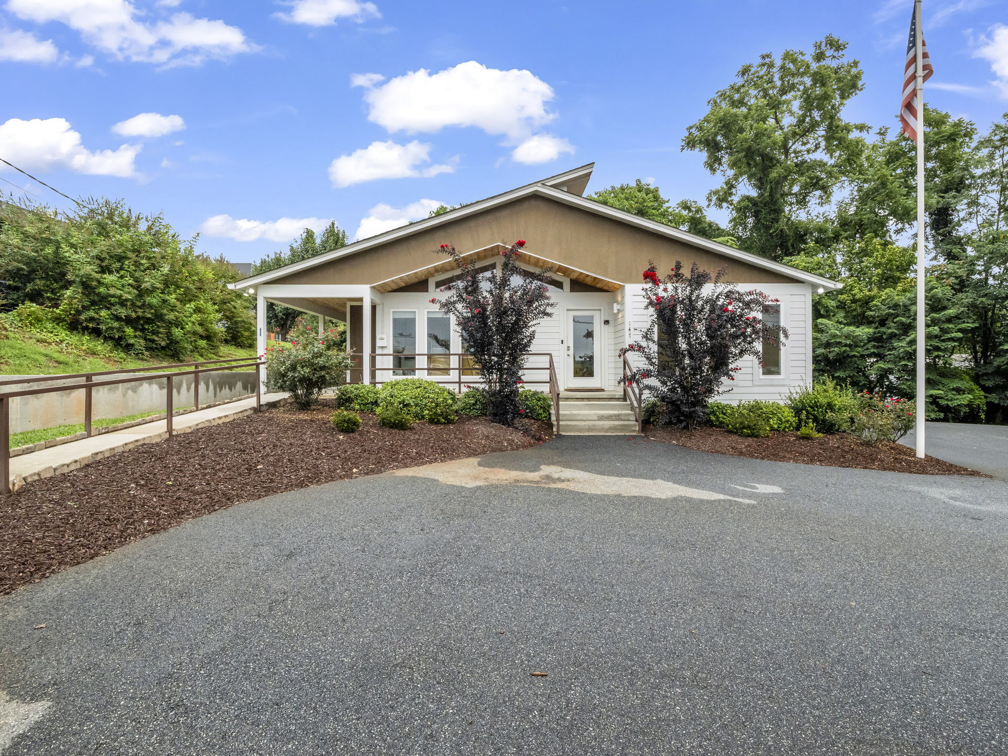 147 E Court St, Rutherfordton, NC for sale Primary Photo- Image 1 of 44