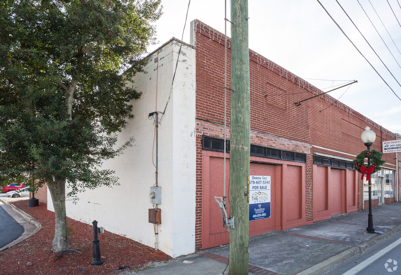 2741 Veterans Memorial Hwy, Austell, GA 30168