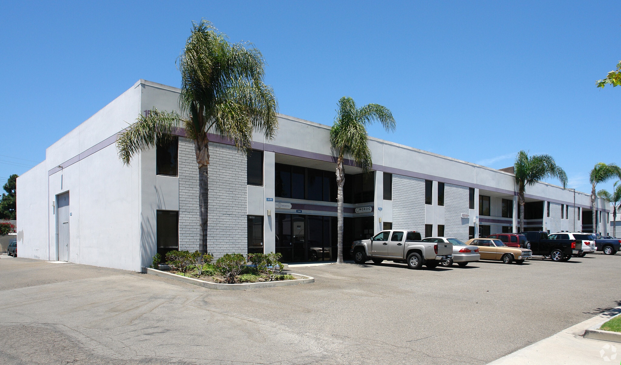 15697-15701 Chemical Ln, Huntington Beach, CA for lease Primary Photo- Image 1 of 6