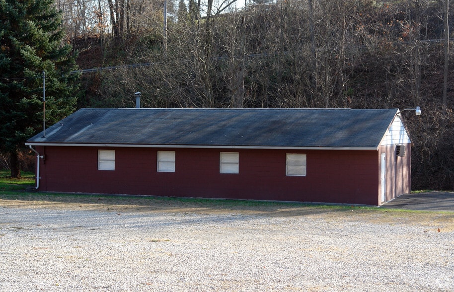 7200 Grand Central Ave, Vienna, WV for sale - Building Photo - Image 3 of 7