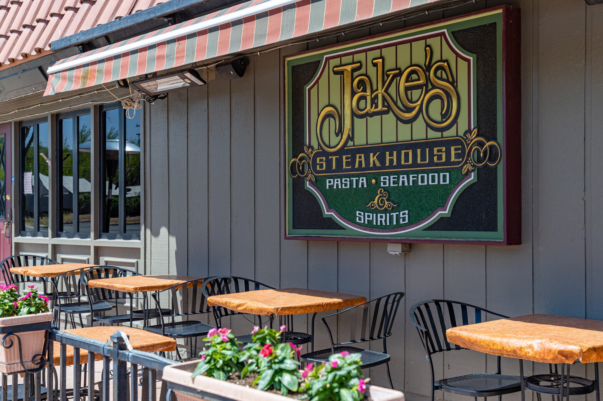 213 S Curry St, Tehachapi, CA for sale Building Photo- Image 1 of 1