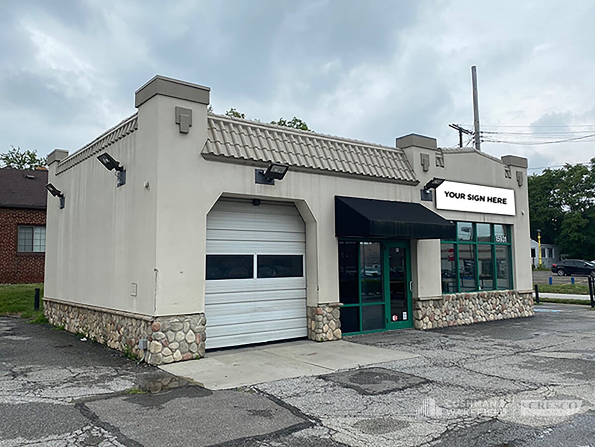 15931 Lorain Ave, Cleveland, OH 44111