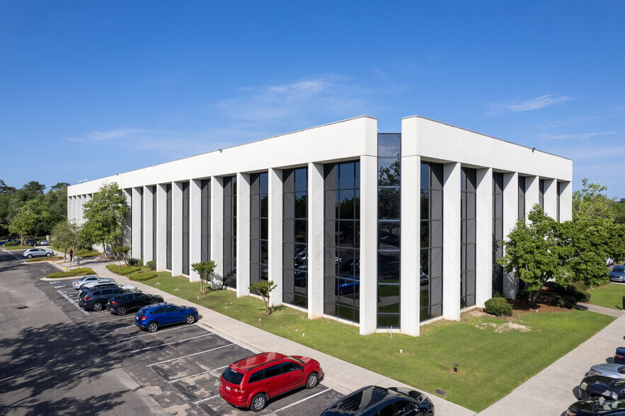 2551 W Executive Center Cir, Tallahassee, FL for lease - Primary Photo - Image 2 of 18