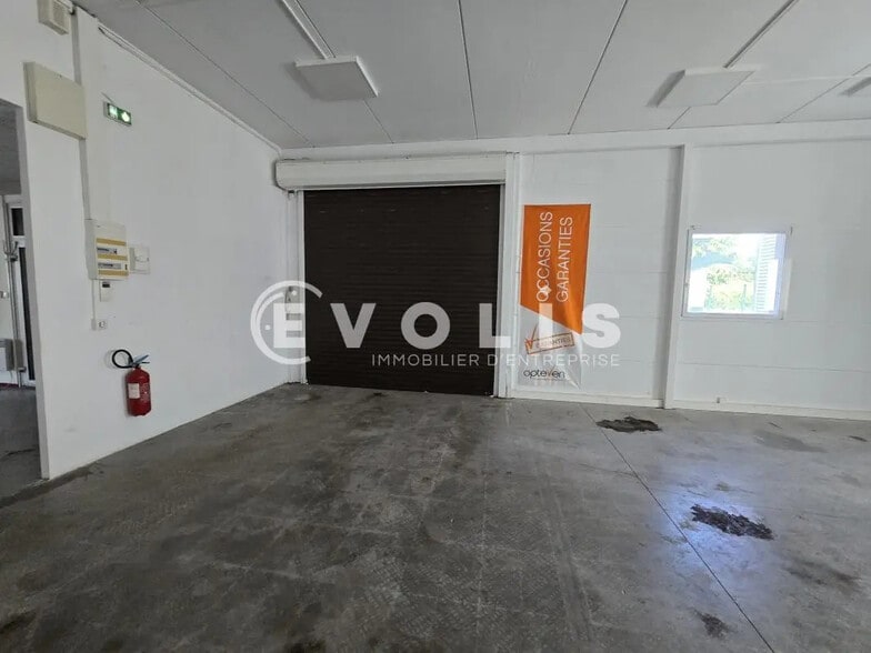 Office in Champlan for lease - Interior Photo - Image 3 of 8