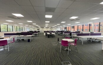 Ty Coch Way, Cwmbran for lease Interior Photo- Image 2 of 7