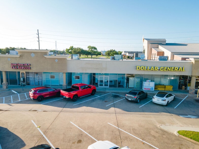 2409-2430 FM 1092 Rd, Missouri City, TX for lease - Building Photo - Image 2 of 13