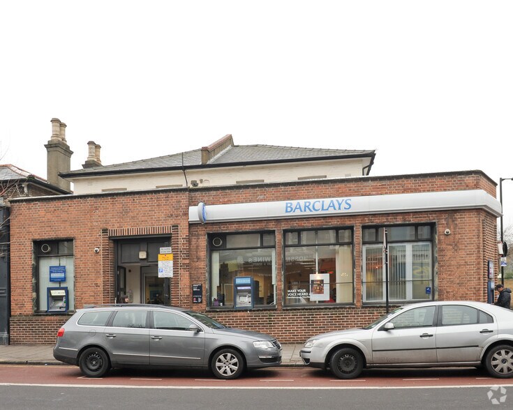 68-70 Lordship Ln, London for sale - Primary Photo - Image 1 of 1