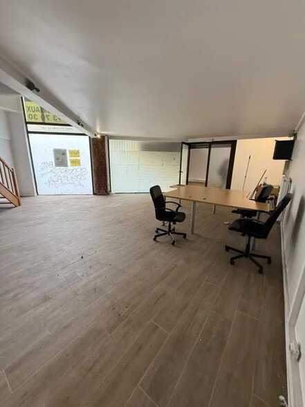 Office in Paris for lease - Interior Photo - Image 2 of 8