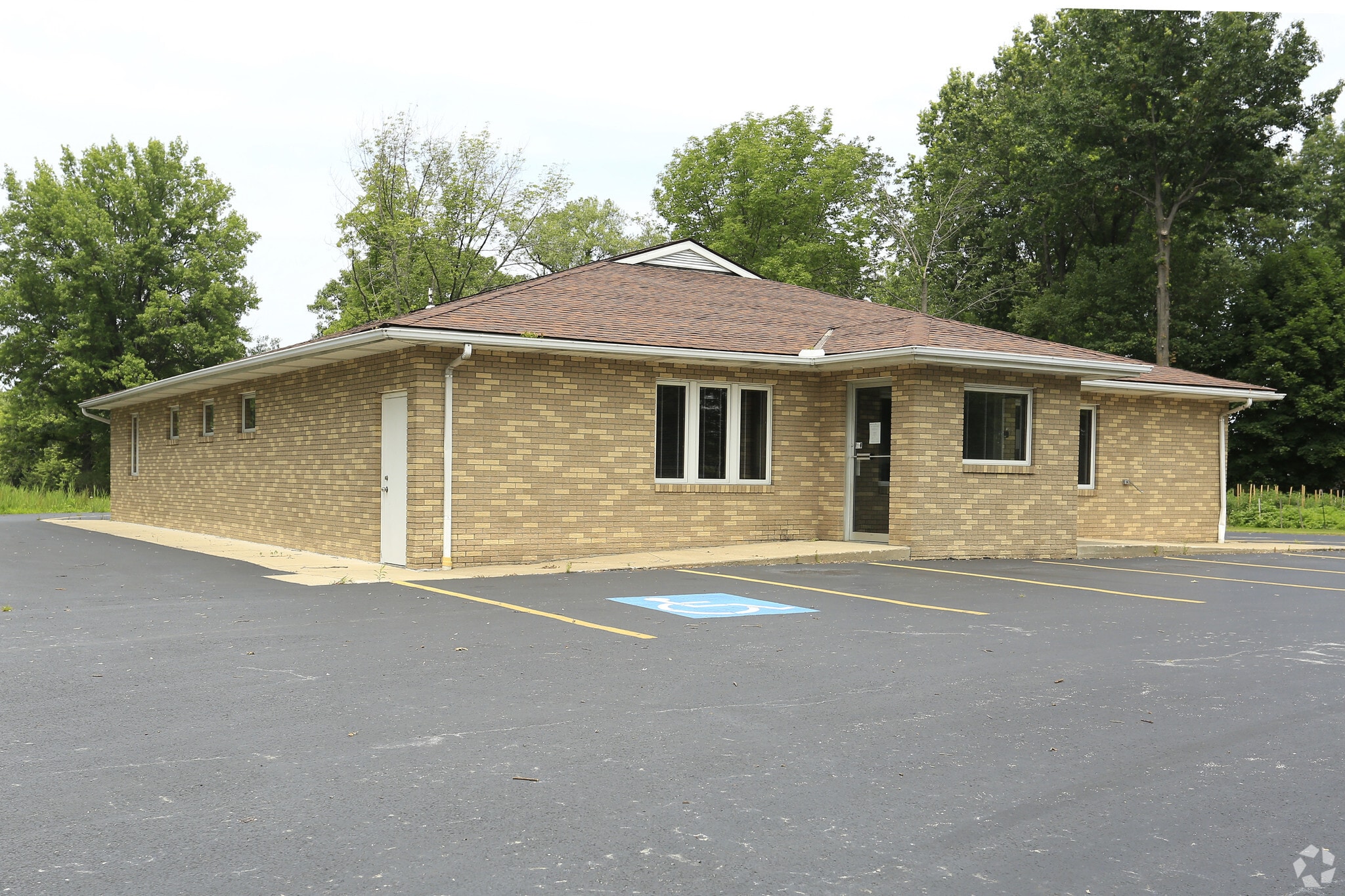 1527 W 19th St, Ashtabula, OH for sale Primary Photo- Image 1 of 1