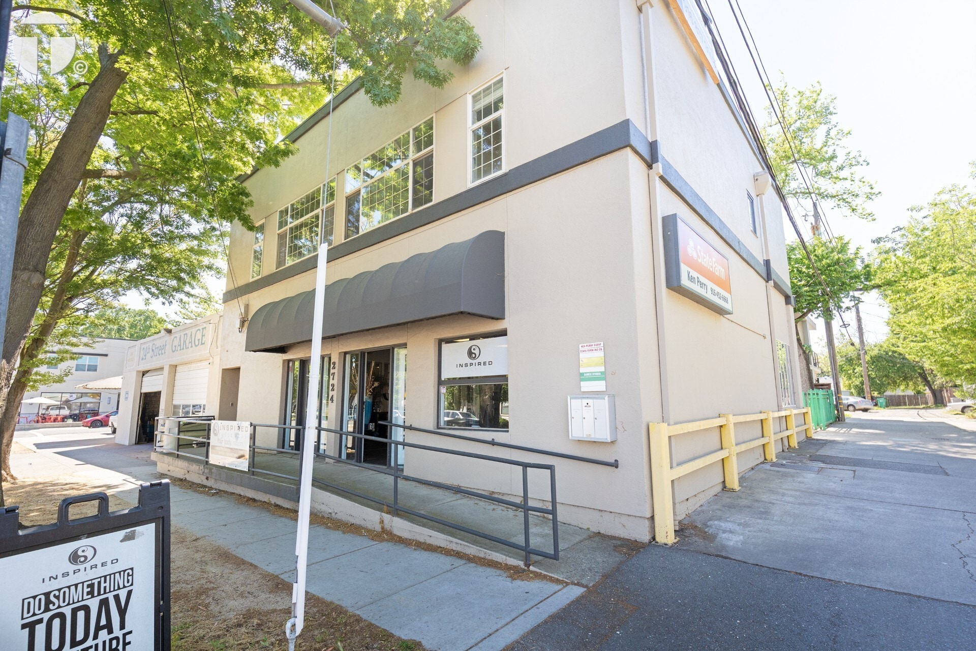 2724 24th St, Sacramento, CA for lease Primary Photo- Image 1 of 12