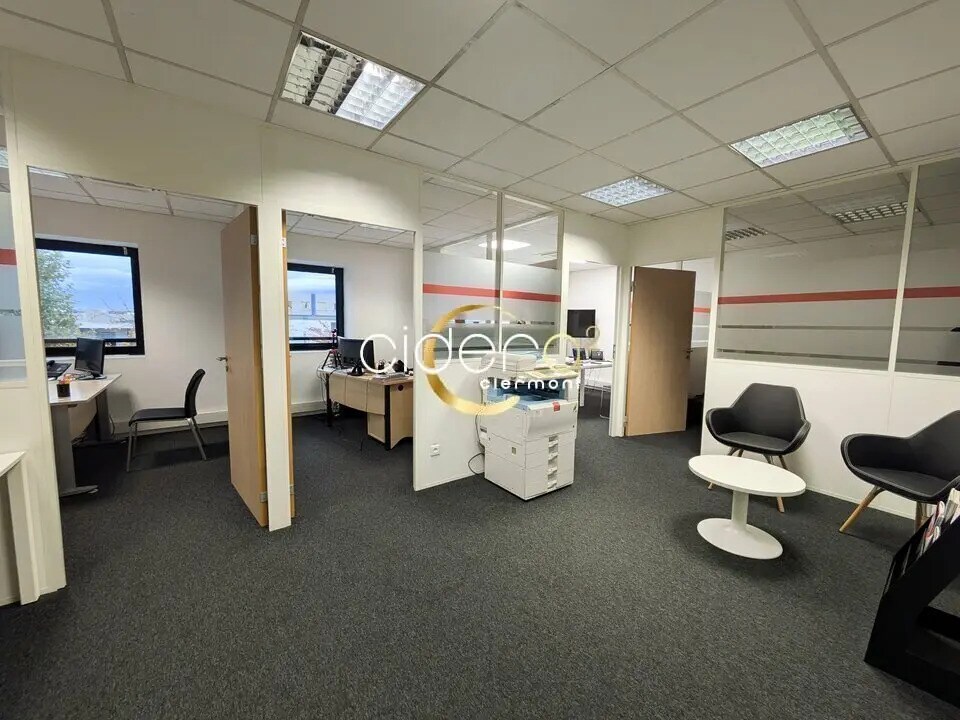 Office in Clermont-Ferrand for lease Building Photo- Image 1 of 5