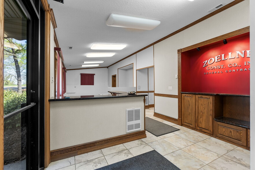 875 Pcr 500, Perryville, MO for sale - Lobby - Image 2 of 55