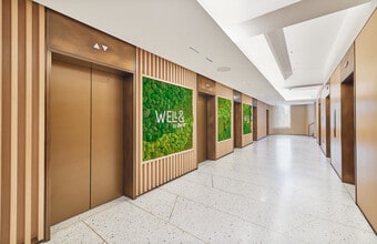 825 Third Ave, New York, NY for lease Building Photo- Image 2 of 9