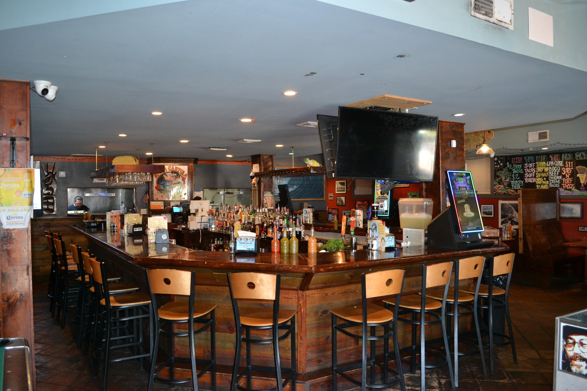 204-206 23rd St, Virginia Beach, VA for lease Interior Photo- Image 1 of 3