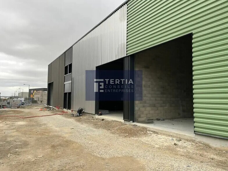 Flex in Bessan for lease - Building Photo - Image 3 of 13