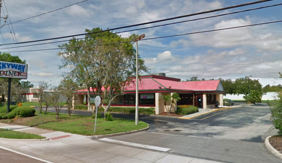 4000 34th St S, Saint Petersburg, FL for sale Building Photo- Image 1 of 1