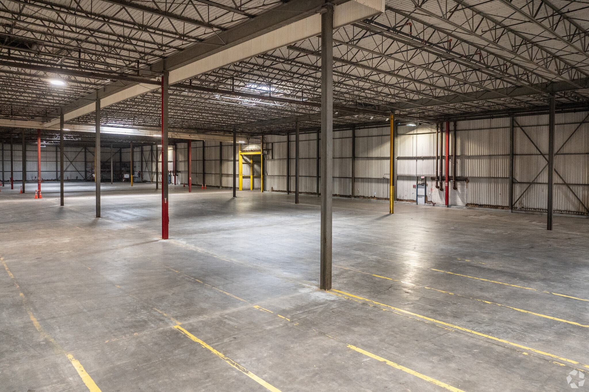 2121 Huron St, Jacksonville, FL for lease Interior Photo- Image 1 of 8