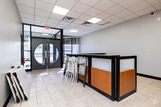 1 Design Dr, North Kansas City, MO for lease Lobby- Image 1 of 15