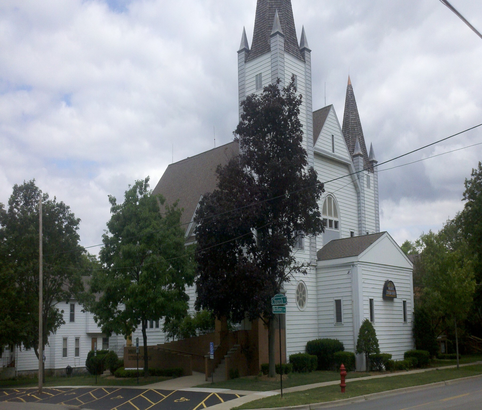 178 Mchenry Ave, Crystal Lake, IL for sale Primary Photo- Image 1 of 1