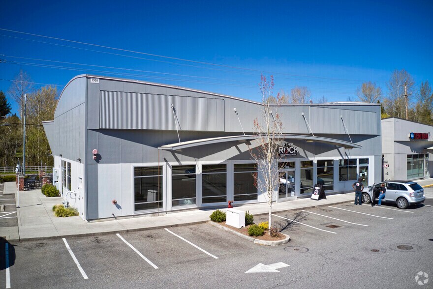 1918 201st Pl SE, Bothell, WA for sale - Primary Photo - Image 1 of 1