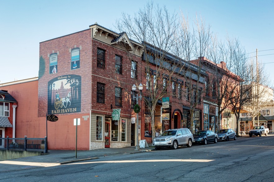 907-911 Harris Ave, Bellingham, WA for sale - Building Photo - Image 1 of 1