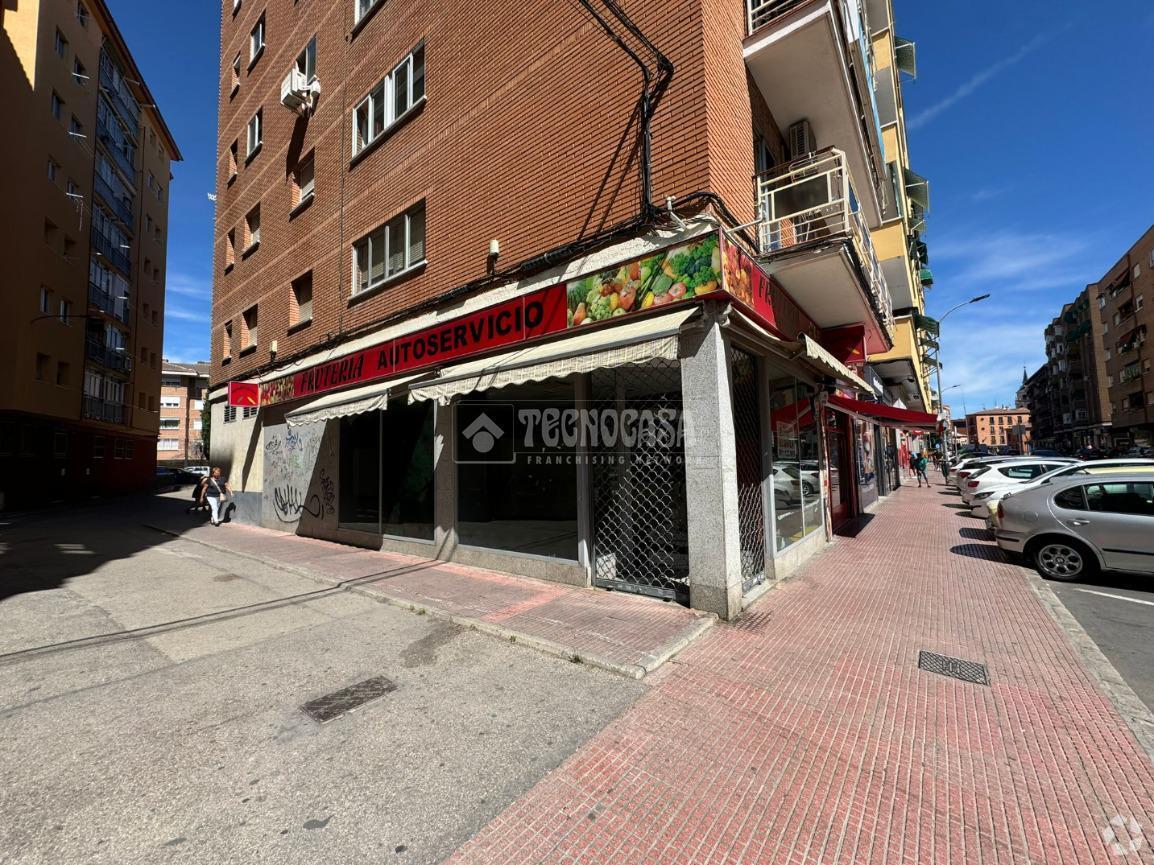 Retail in Alcalá De Henares, Madrid for lease Interior Photo- Image 1 of 11