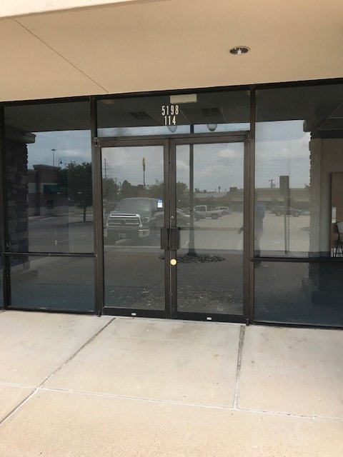 5142-5190 Rufe Snow Dr, North Richland Hills, TX for lease Building Photo- Image 1 of 3