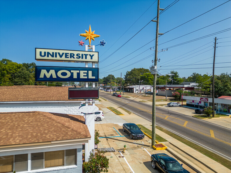 104 Hwy 182 W, Starkville, MS for sale - Building Photo - Image 1 of 1