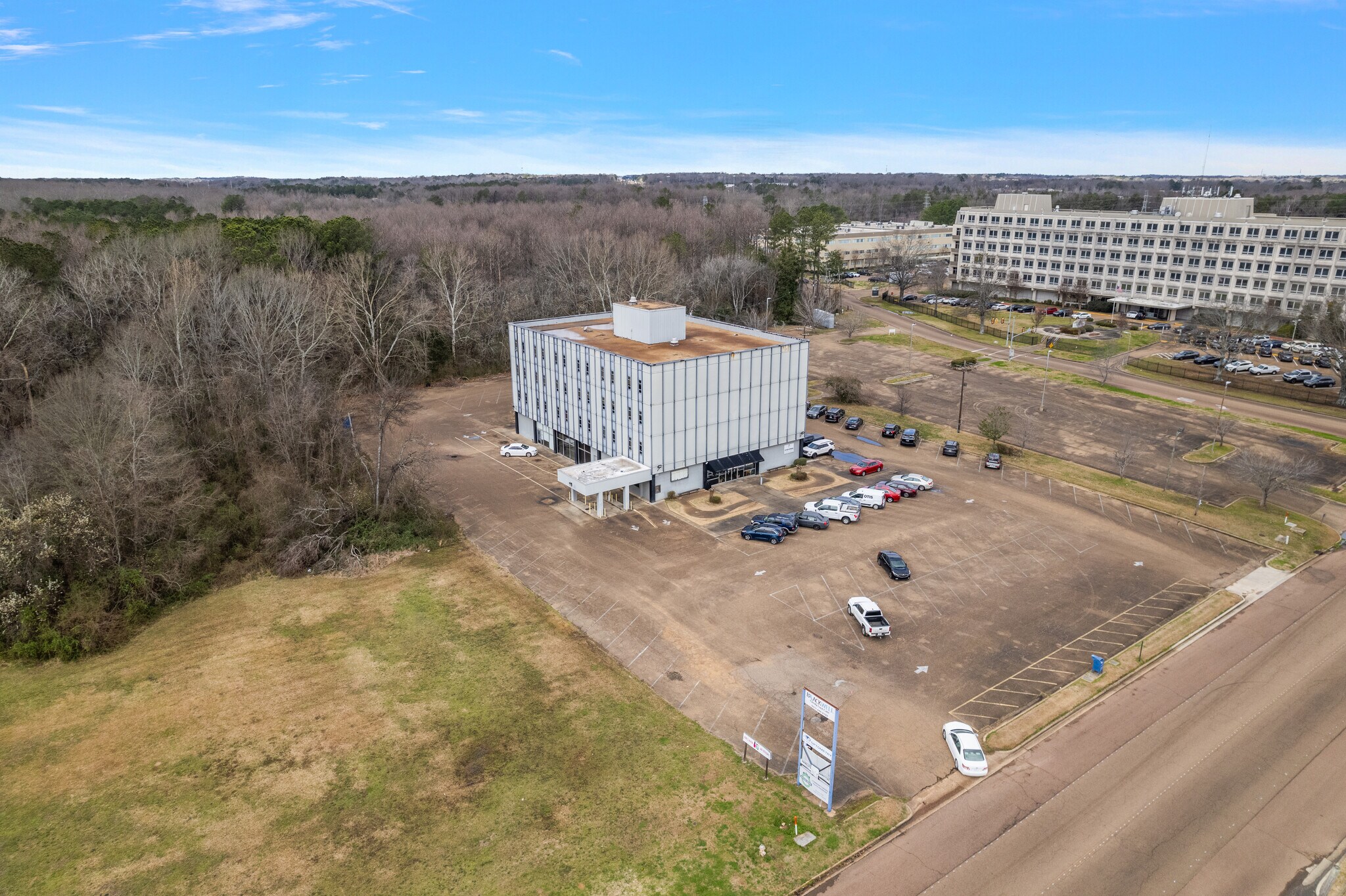 1815 Hospital Dr, Jackson, MS for sale Building Photo- Image 1 of 1